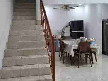 Rumah Baru 2lantai 6Kamar Tidur diPondok Kelapa Jakarta Timur
