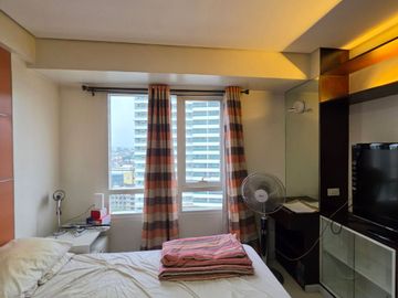 Studio unit ready for occupancy for rent at The Columns - Legazpi Makati