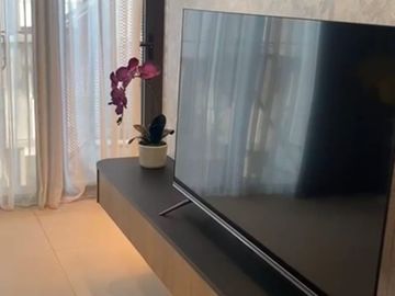 SEWA Apartemen 1BR cantik Furnished di Carstensz Gading Serpong