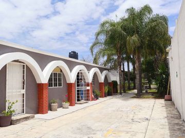 Bodega en Renta, C. segunda Gabino Barreda, Col. Santa María Morelos, Puebla.