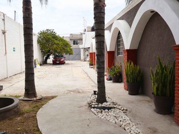 Bodega en Renta, C. segunda Gabino Barreda, Col. Santa María Morelos, Puebla.