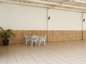 Bodega en Renta, C. segunda Gabino Barreda, Col. Santa María Morelos, Puebla.