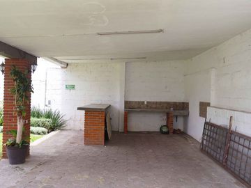 Bodega en Renta, C. segunda Gabino Barreda, Col. Santa María Morelos, Puebla.
