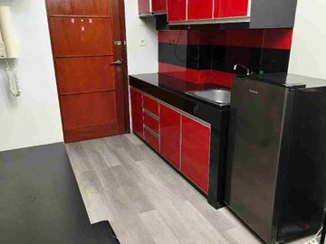 disewakan tahunan apartemen royal mediterania 1br full furnished