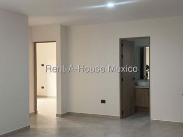 Departamento en Renta, Villas del Refugio, 86m2, Primer nivel, 2 rec, 1 estac. Alberca, Jardín, Gimnasio, Salón de eventos, a 5 min Hospital Gral IMSS