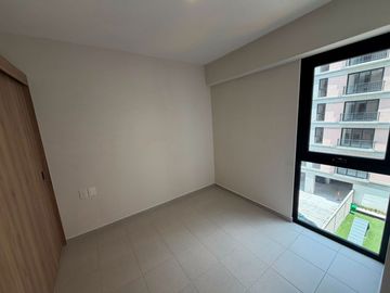 Departamento en Condominio Principia Living District, por Calzada del Ejército cerca de 5 de Mayo
