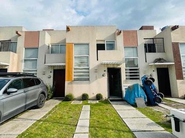 CASA EN VENTA LA FLORIDA II TEMOAYA TOLUCA A 18 min PLAZA SANTIN Y ALFREDO DEL MAZO