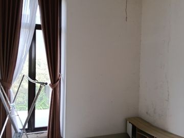 Disewakan rumah murah 2 lantai di Cluster Shinano Jakarta Garden City Jakarta Timur siap huni minimalis modern
