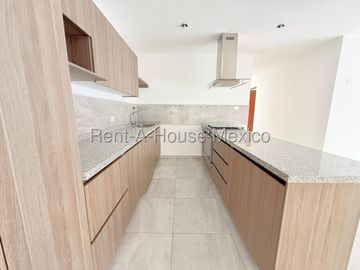 Departamento en Renta en Zibatá, vista panorámica 3 recámaras, cocina amplia y moderna, terraza, Jardines, área infantil, Gimnasio, Amplios espacios