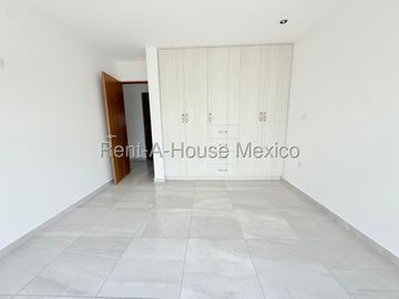 Departamento en Renta en Zibatá, vista panorámica 3 recámaras, cocina amplia y moderna, terraza, Jardines, área infantil, Gimnasio, Amplios espacios