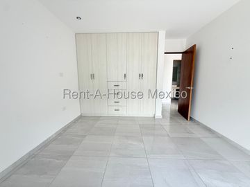 Departamento en Renta en Zibatá, vista panorámica 3 recámaras, cocina amplia y moderna, terraza, Jardines, área infantil, Gimnasio, Amplios espacios
