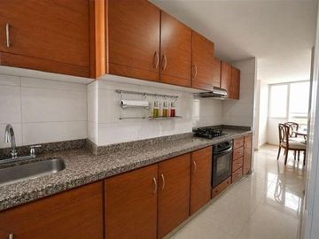 Apartamento Cabecera $530 mll area 93 mts
