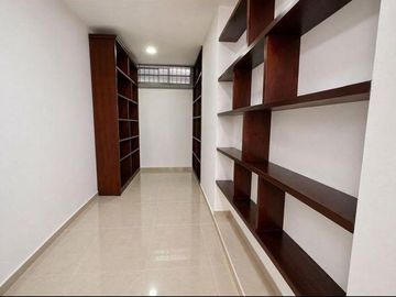 Apartamento Cabecera $530 mll area 93 mts