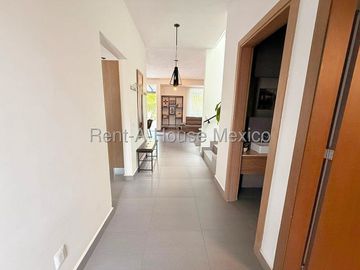 Venta casa Altozano Queretaro, 3 recamaras, 3 baños.