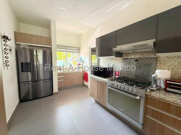 Venta casa Altozano Queretaro, 3 recamaras, 3 baños.