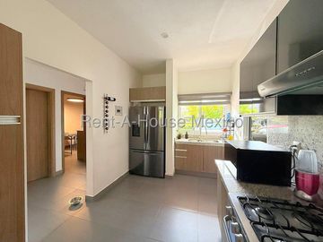 Venta casa Altozano Queretaro, 3 recamaras, 3 baños.
