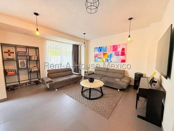 Venta casa Altozano Queretaro, 3 recamaras, 3 baños.