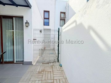 Venta casa Altozano Queretaro, 3 recamaras, 3 baños.