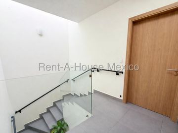 Venta casa Altozano Queretaro, 3 recamaras, 3 baños.