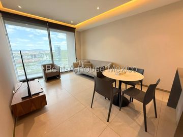 Renta departamento centor sur, 2 recamaras, 2 baños, cerca corporativos.