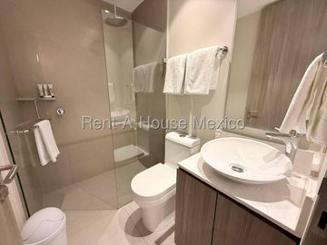 Renta departamento centor sur, 2 recamaras, 2 baños, cerca corporativos.