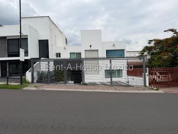 Venta casa Real de Juriquilla, 3 recamaras, 3 baños.