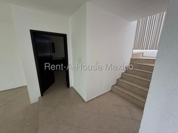 Venta casa Real de Juriquilla, 3 recamaras, 3 baños.