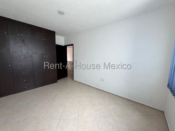 Venta casa Real de Juriquilla, 3 recamaras, 3 baños.