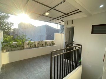 Rumah Mewah Dekat Kampus Isi Jalan Parangtritis Sewon Bantul