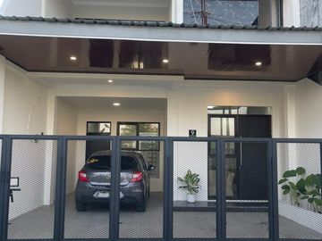 Rumah Mewah Dekat Kampus Isi Jalan Parangtritis Sewon Bantul
