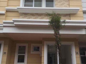 DIJUAL CEPAT RUMAH TERMURAH DI AMARILLO GADING SERPONG
