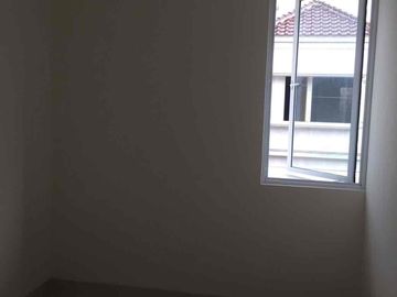 DIJUAL CEPAT RUMAH TERMURAH DI AMARILLO GADING SERPONG