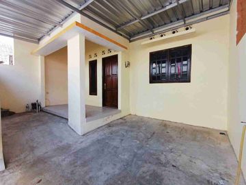 RUMAH BARU BAGUS DI BANYUANYAR SOLO DEKAT TOL KLODRAN
