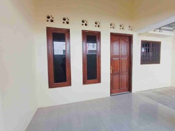 RUMAH BARU BAGUS DI BANYUANYAR SOLO DEKAT TOL KLODRAN