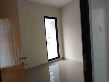 DIJUAL RUMAH BARU DI JATIRADEN KRANGGAN DEKAT TOL CIBUBUR DAN JATIWARNA