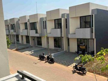 Rumah baru di Discovery Bintaro jaya sektor 7
