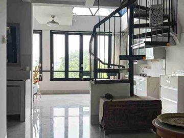 DIJUAL/DISEWAKAN RUMAH CANTIK ALA VILLA FURNISHED DENGAN TANAH TAMBAHAN DIBELAKANG BISA UNTUK BARBEQUE