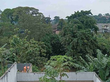 DIJUAL/DISEWAKAN RUMAH CANTIK ALA VILLA FURNISHED DENGAN TANAH TAMBAHAN DIBELAKANG BISA UNTUK BARBEQUE