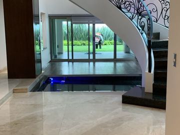 HERMOSA RESIDENCIA EN RENTA EN VALLE REAL