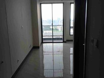 FOR SALE APART STUDIO LIKE NEW AT PAKUWON BEKASI