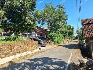Kavling SHM Siap Bangun Gunungpati
Mulai Rp150 Jutaan • 2 Menit dari SMAN 12 Semarang, 4 Menit Dari Pasar Gunungpati