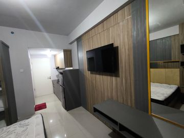 Apartemen Cornell Studio Lantai 10 Full Furnished Lengkap