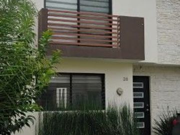 CASA EN VENTA FRACC EL CAMPESTRE RESIDENCIAL EN ESQUINA 3 RECAMARAS JARDIN
