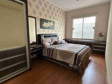 jarang ada fully furnished rumah disewakan di Lebak bulus jakarta selatan