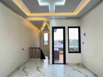 Rumah baru siap huni dekat tol jagakarsa