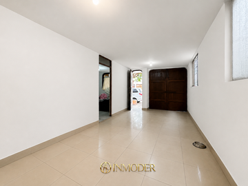Venta de Casa en Los Olivos – Urb. Pro