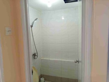 Apartemen Siap Huni free IPL tipe 2bedroom furnished tower flamboyan lt. 28 Bassura City