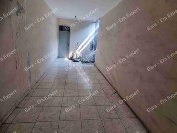 Jual ruko 3 lantai di bawah pasaran daerah Pramuka, jakarta timur