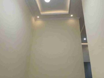dijual rumah Baru Gress sisa 1 unit lokasi Wonorejo setalan Rungkut Surabaya