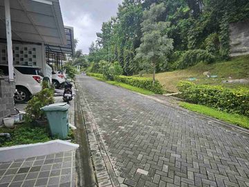 DIJUAL RUMAH SANGAT STRATEGIS DEKAT TOL DI PERUMAHAN PANDANARAN HILLS SEMARANG TIMUR